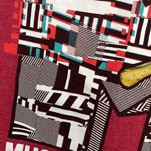 Men’s Medium MTV Graphic Short Sleeve Red T Shirt - Picture 3 of 4